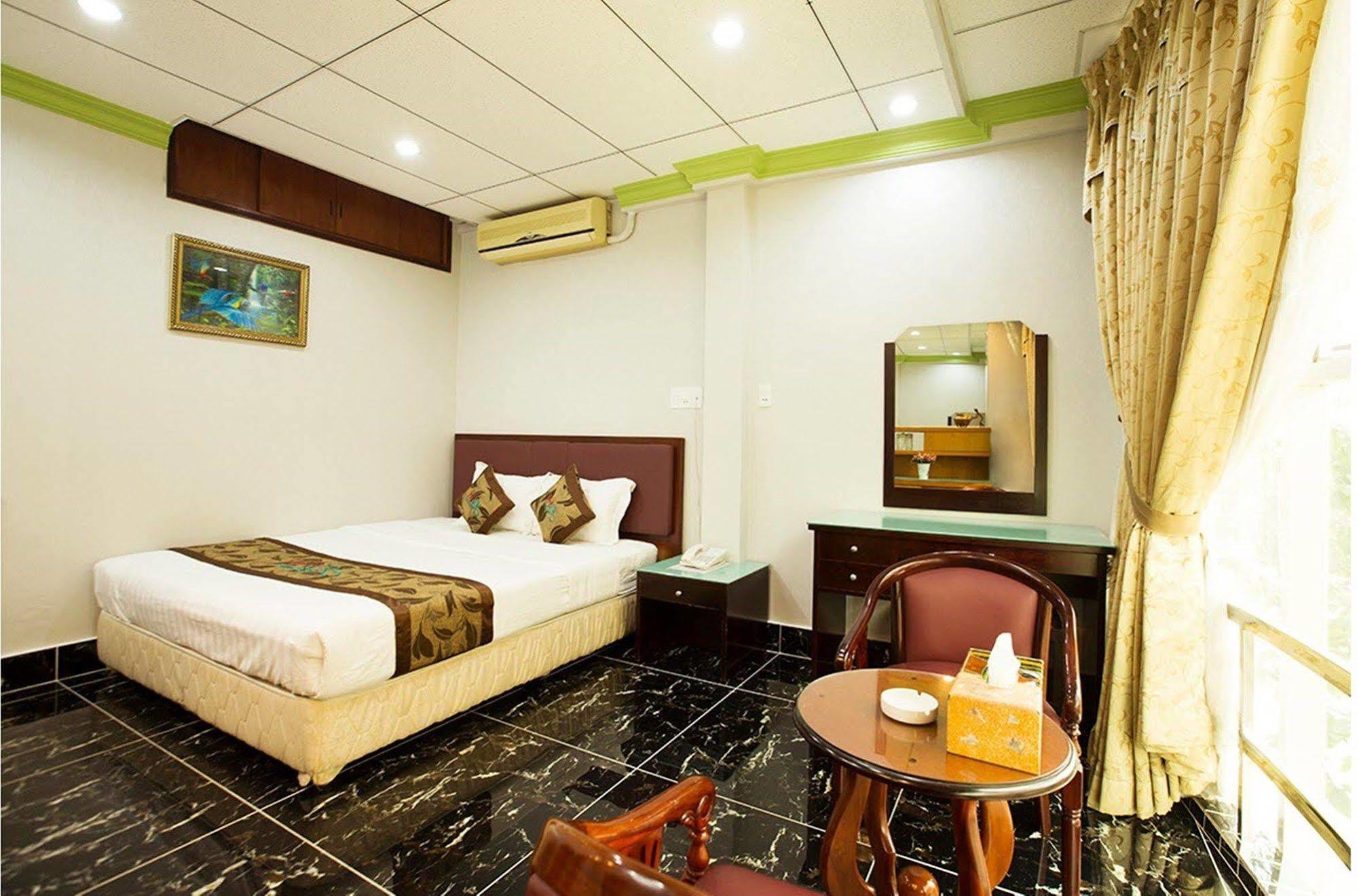 Hoang Ngoc My Khách sạn TP. Hồ Chí Minh